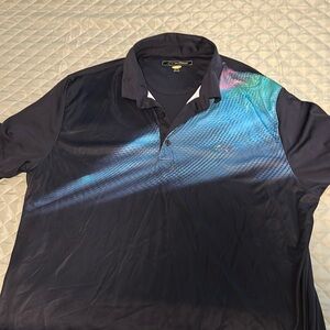 Men’s golf shirt